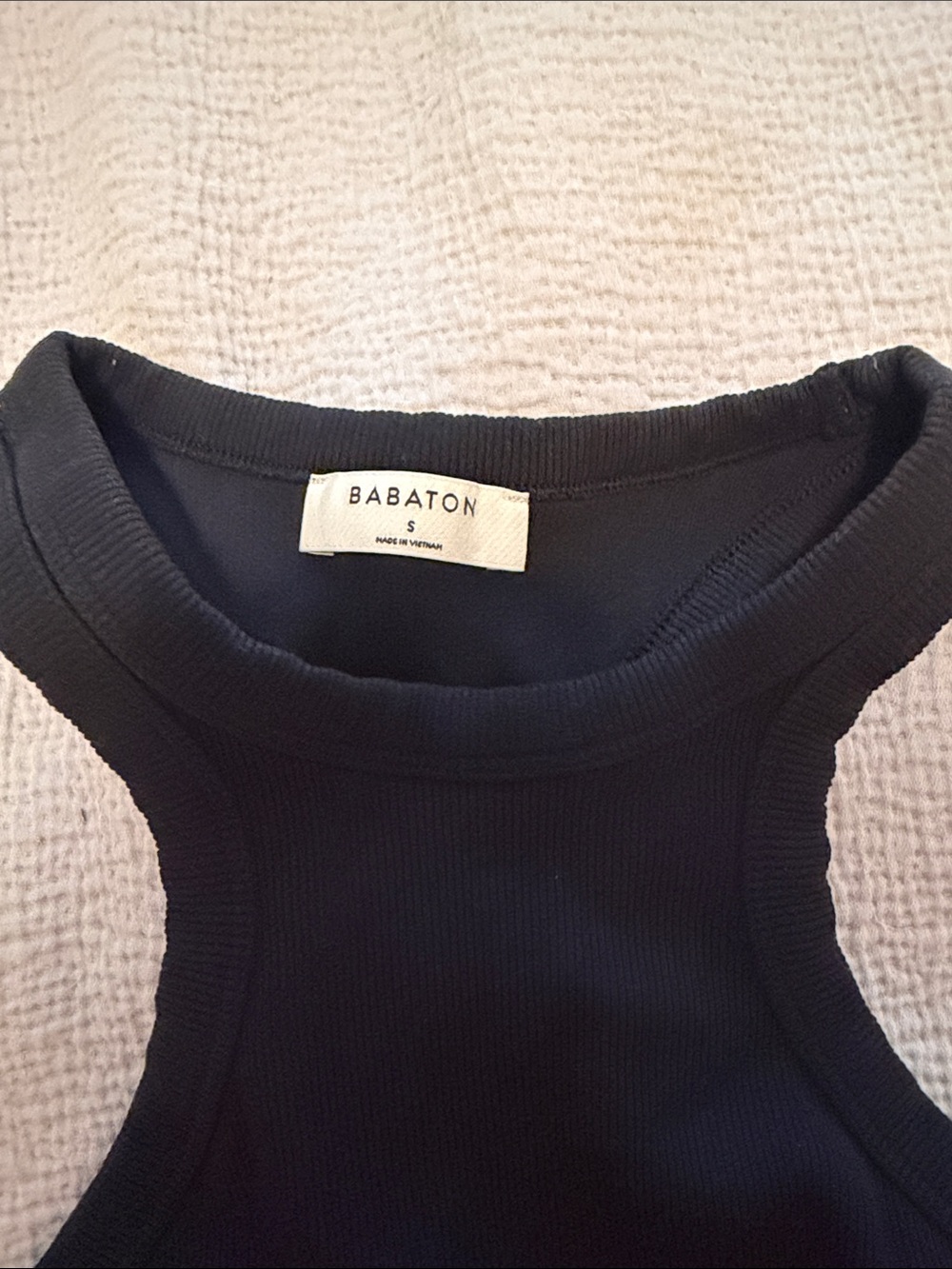 Babaton Black Ribbed High-Neck Racerback Crop - Picture 2 of 3